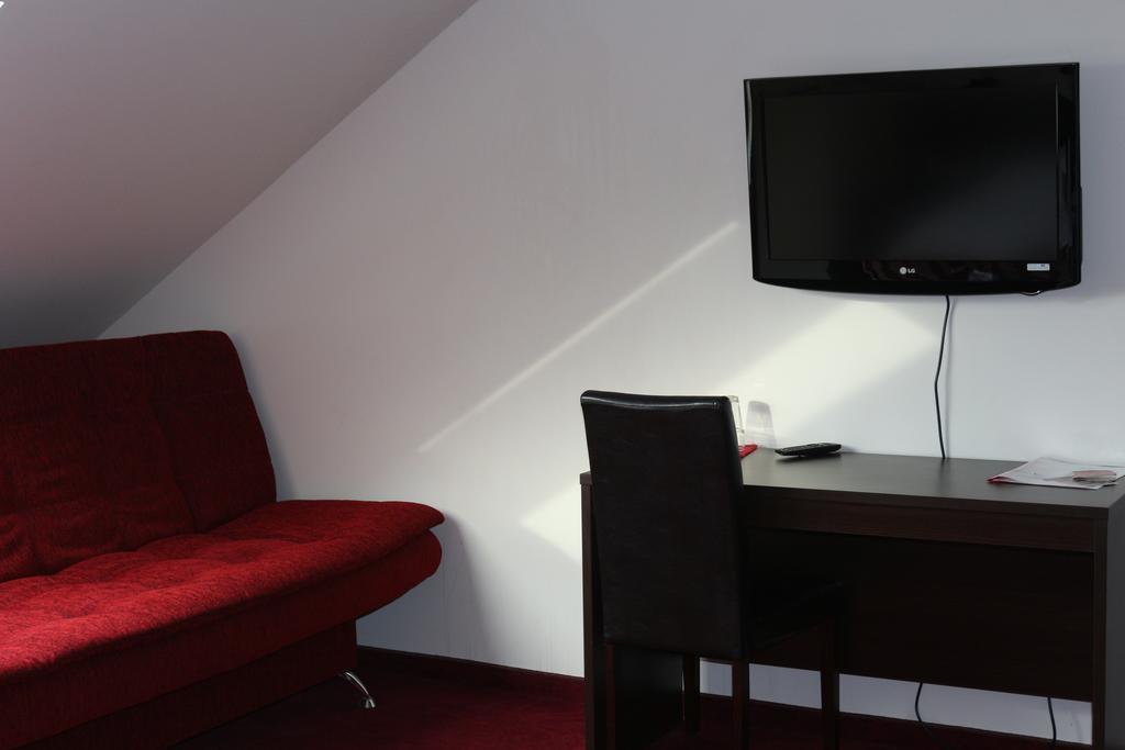 Rezidencija Grizulo Ratai Guest House Sasnava Bagian luar foto