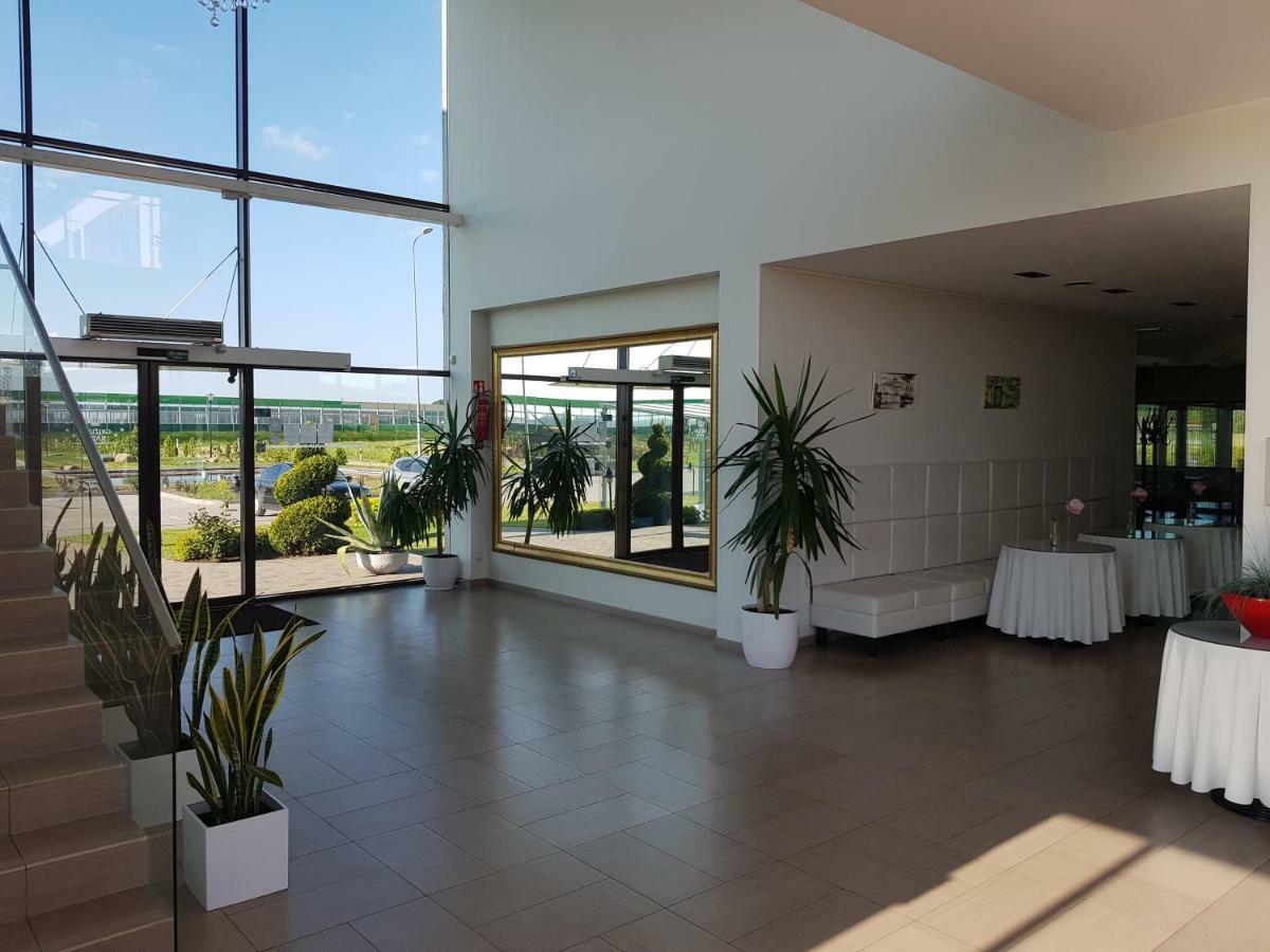 Rezidencija Grizulo Ratai Guest House Sasnava Bagian luar foto